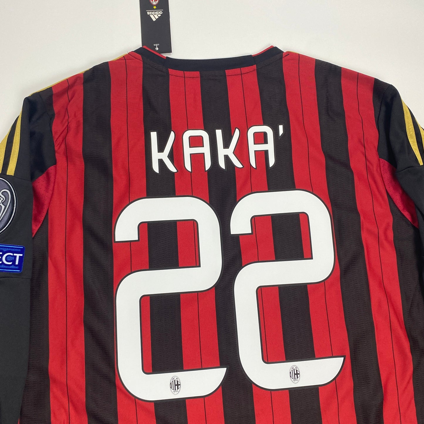 Original A.C. Milan 2013/14 Home Jersey – Kaka #22 (Iconic Return Edition)