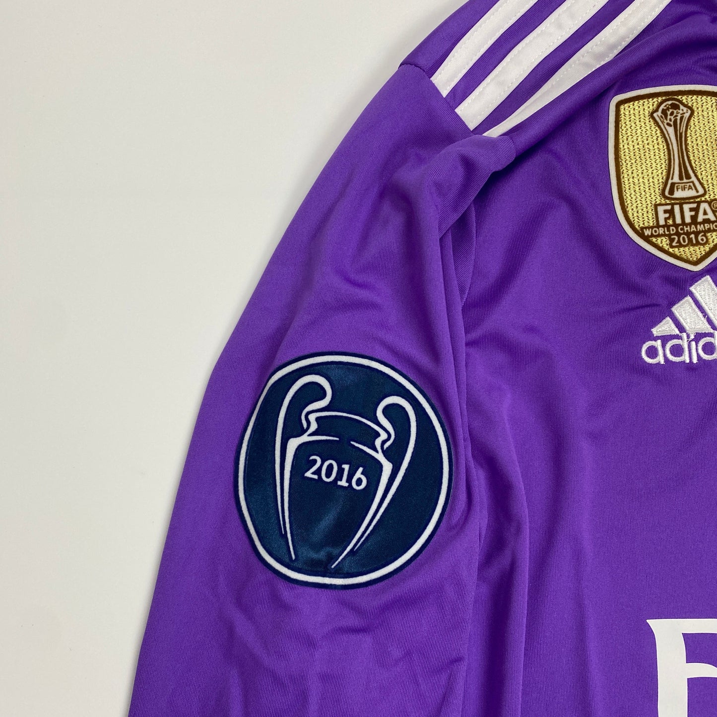 Authentic Real Madrid 2016/17 Away Long Sleeve Jersey – Cristiano Ronaldo #7
