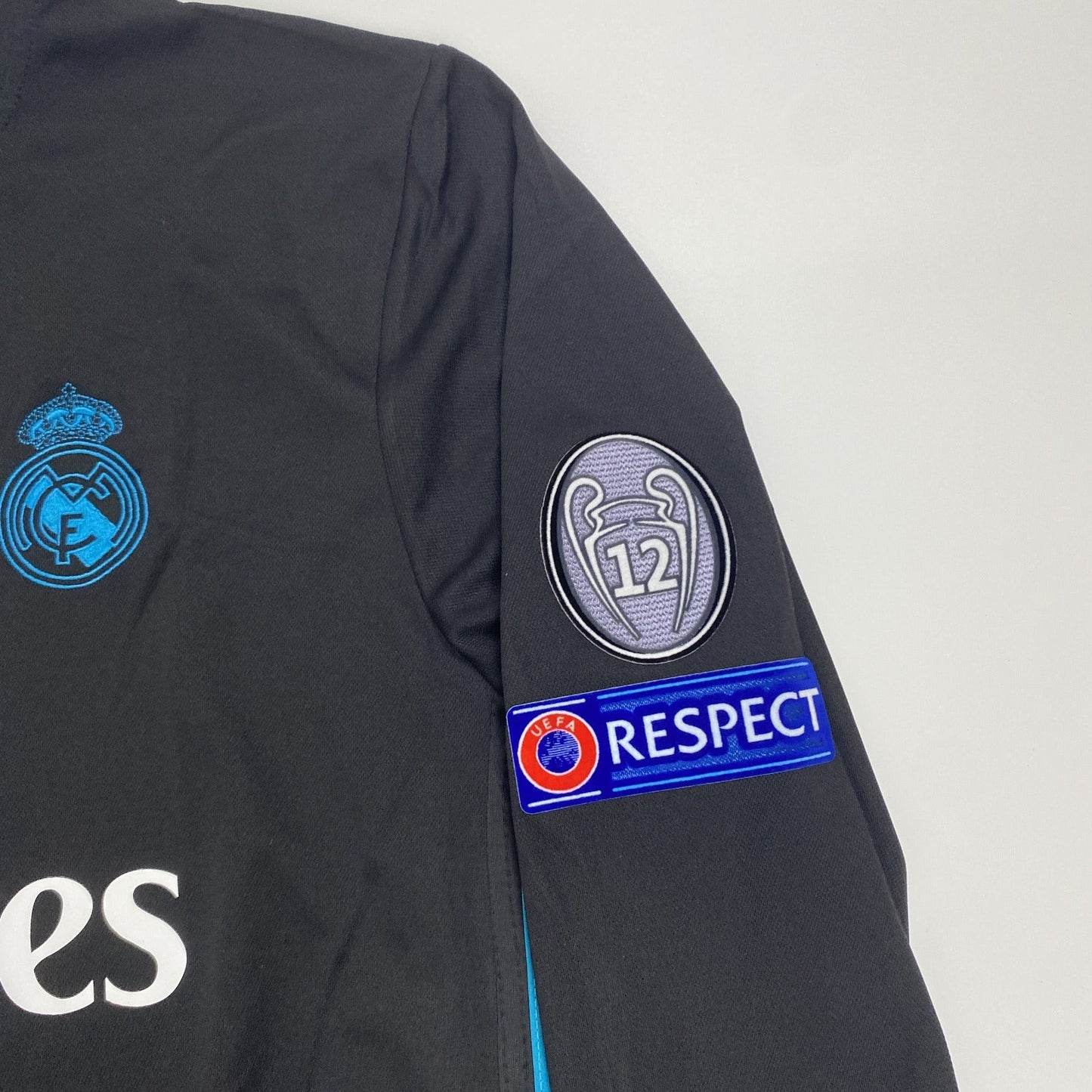 Authentic Real Madrid 2017/18 Away Long Sleeve Jersey – Cristiano Ronaldo #7